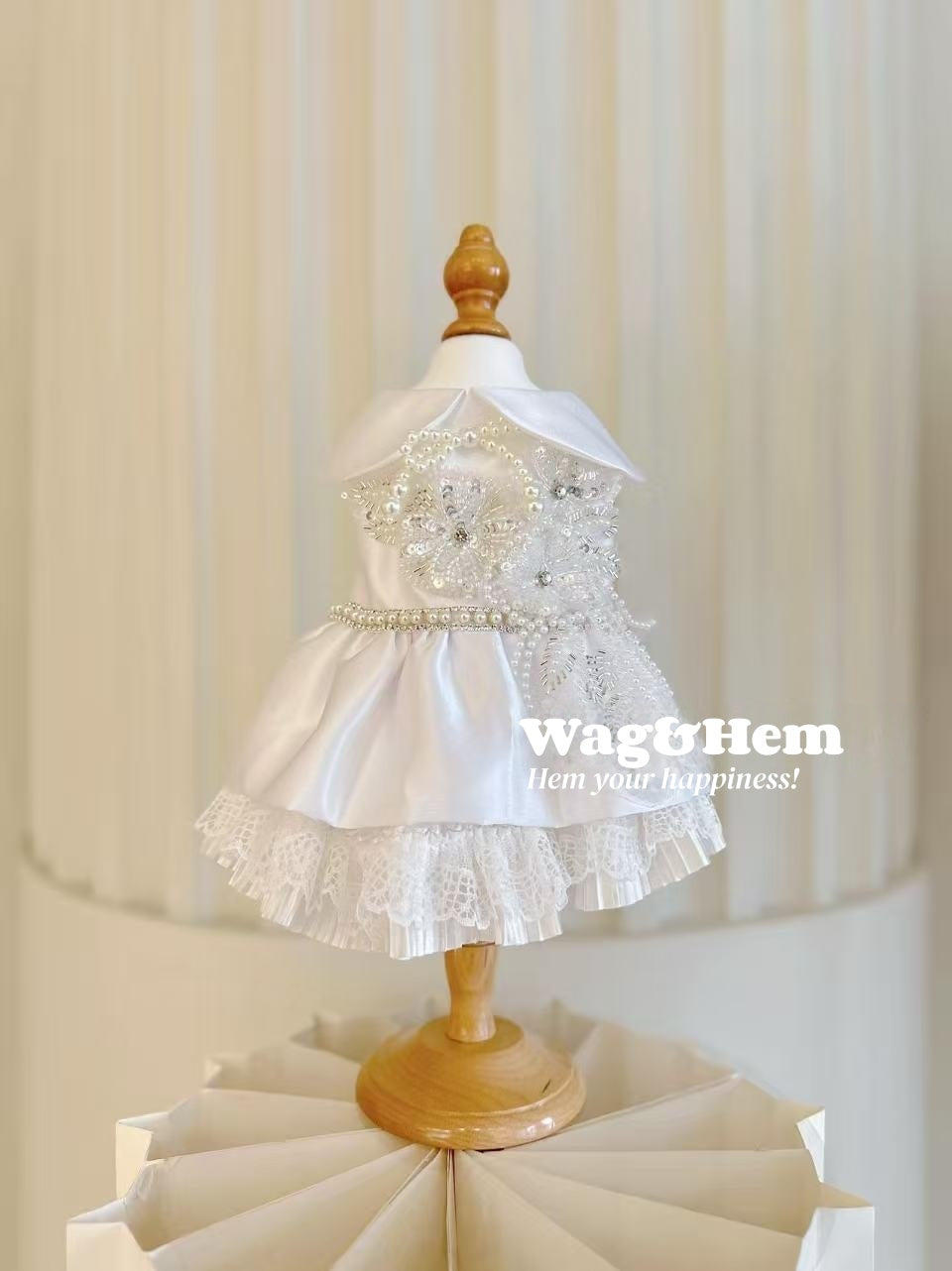(Sob medida)Vestido de luxo para pets "Pérolas e Brilhos Prateados"|Casamento de pets|Tecido premium【Série UT】