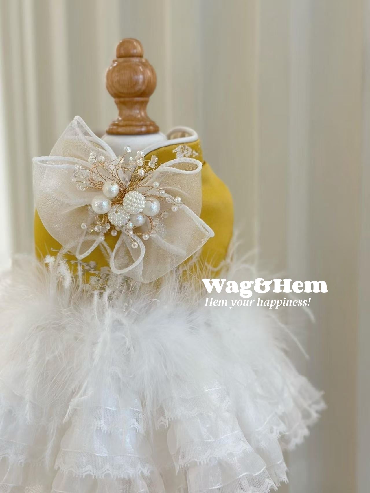 (Hecho a medida)Vestido de gala para mascotas "Mariposa de plumas"|Bodas de mascotas|Tela de alta gama【Serie UT】
