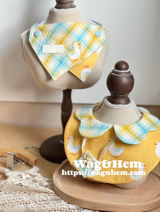 (XXS-5XL)「小鴨遊園記」貓狗通用口水巾｜“Duckling Garden" Pet Bibs｜WAG&HEM自家生產