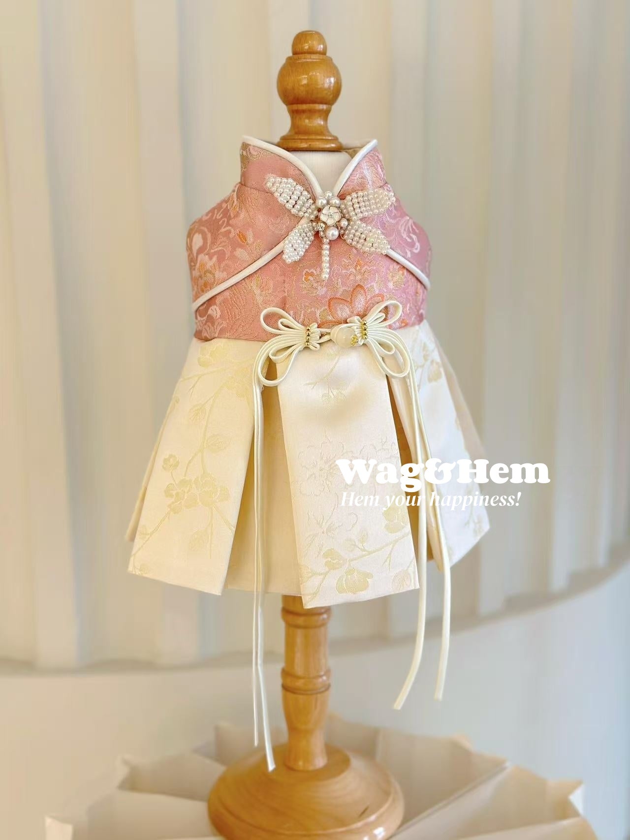 （度身訂製）「粉緹珠蜓」高級寵物禮服裙｜寵物婚禮｜高端布料【UT系列】