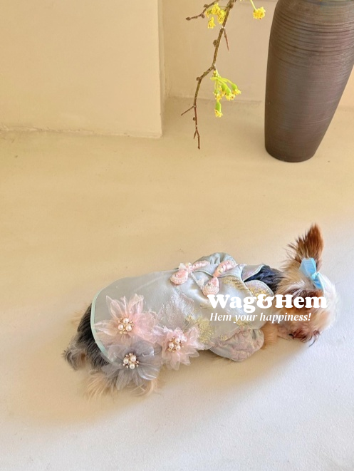 （度身訂製）「青緞荷影」高級寵物禮服裙｜寵物婚禮｜高端布料【UT系列】