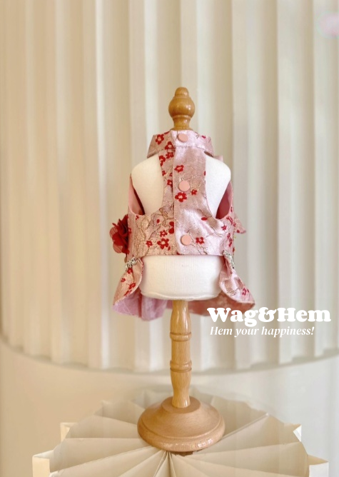 （度身訂製）「桃粉梅韻」高級寵物禮服裙 ｜寵物婚禮｜高端布料【UT系列】